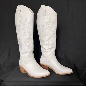 Women’s White Cowboy Boots
